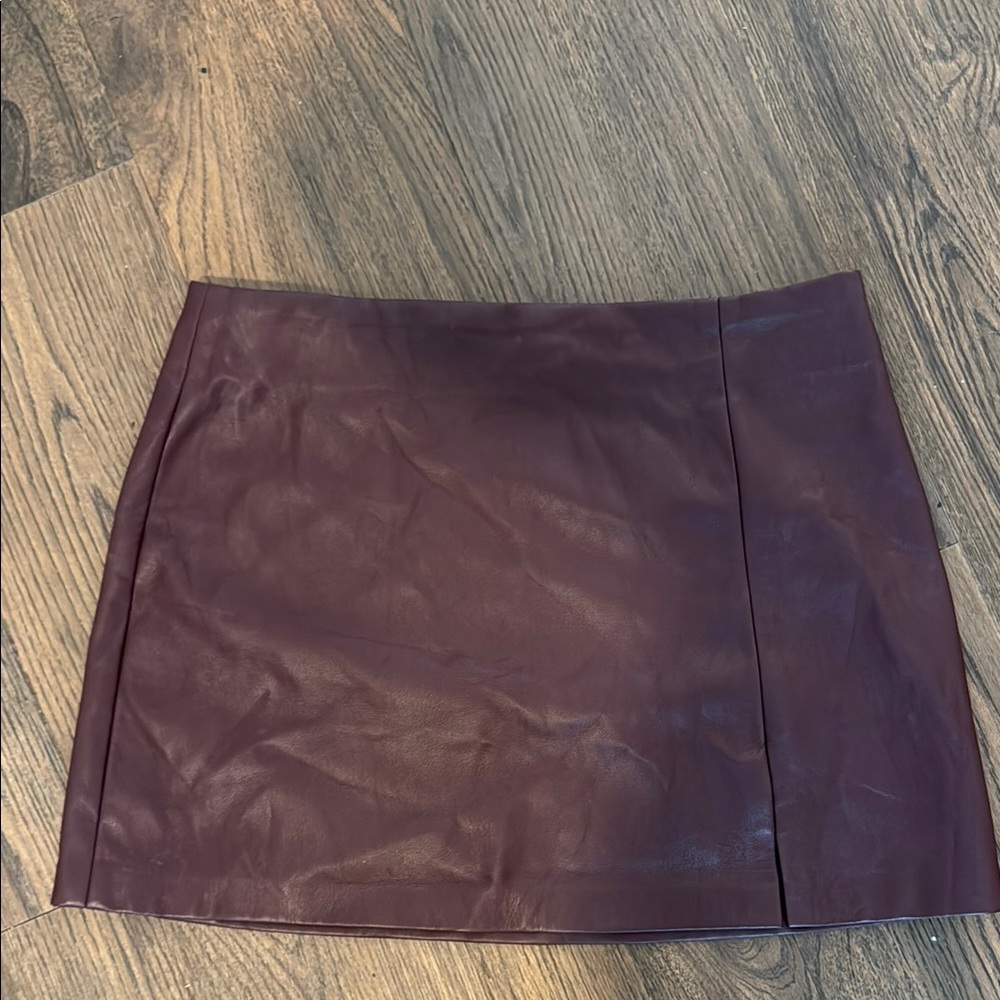 Steve Madden Faux Leather Women's Burgundy Skirt